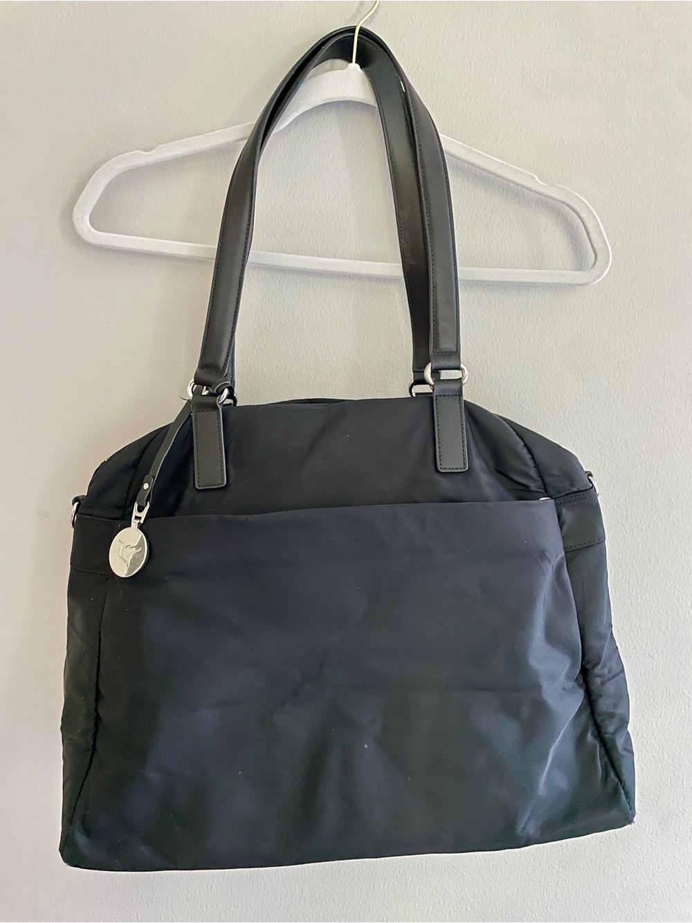 Lo & Sons Black Travel Bag